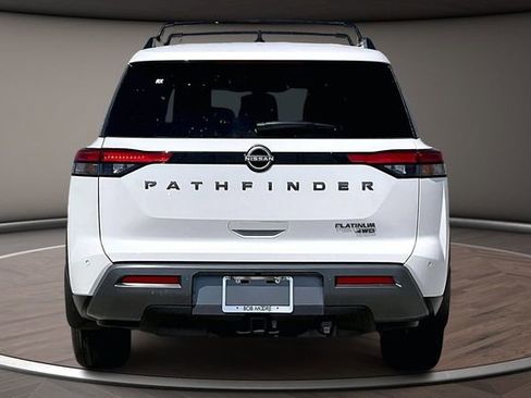 New 2026 Nissan Pathfinder Platinum image 4