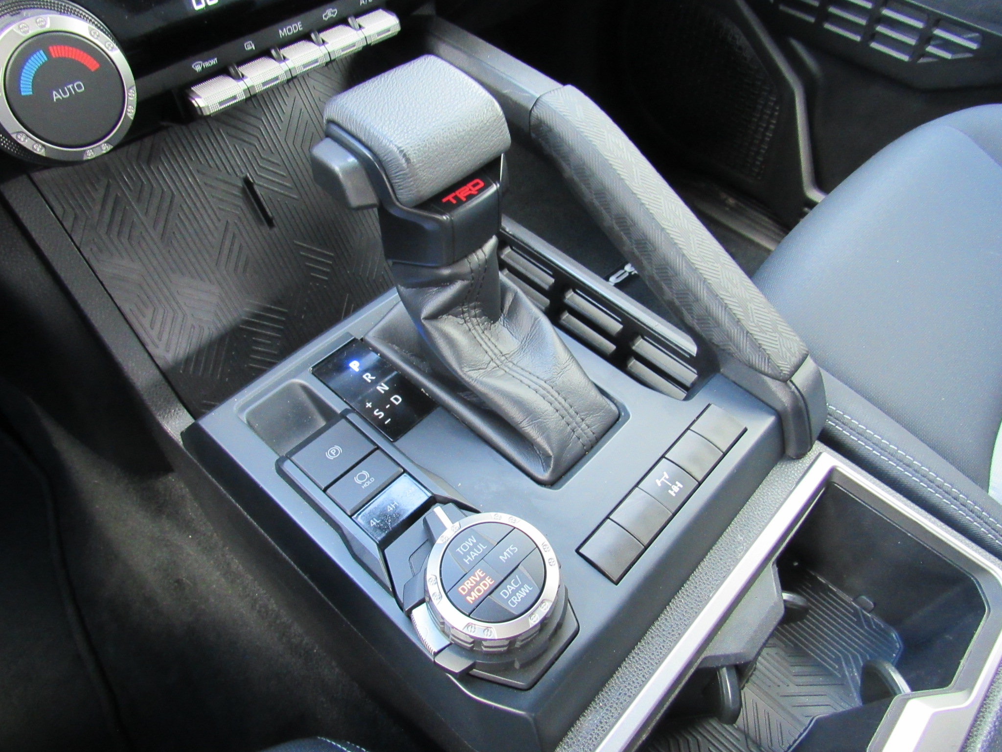 Used 2025 Toyota Tacoma TRD Off-Road AWD/4WD image 24