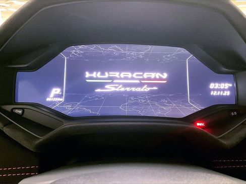 Used 2024 Lamborghini Huracan Sterrato image 10