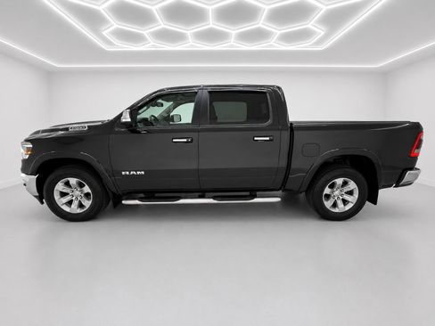 Used 2019 RAM 1500 Laramie AWD/4WD image 6