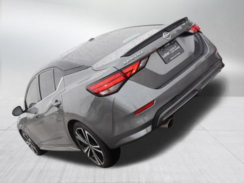 Used 2023 Nissan Sentra SR w/ Electronics Package FWD image 5