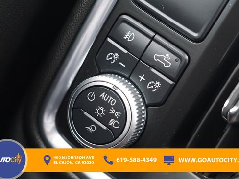 Used 2020 GMC Sierra 1500 SLT w/ SLT Premium Package image 22