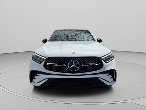 Used 2024 Mercedes-Benz GLC 300 4MATIC image 8