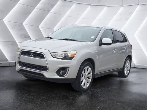 Used 2015 Mitsubishi Outlander Sport ES image 6