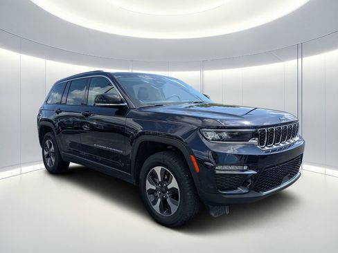 Used 2024 Jeep Grand Cherokee Limited 4xe AWD/4WD image 1