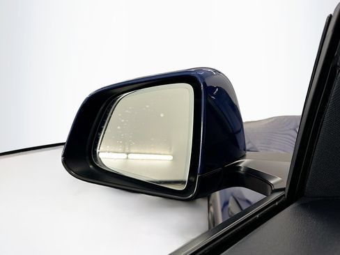 Used 2021 Tesla Model Y Long Range AWD/4WD image 16