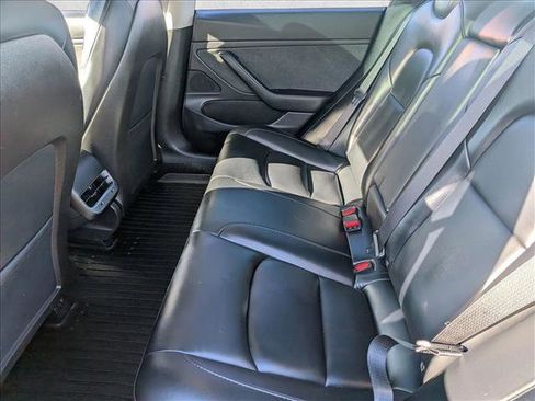 Used 2020 Tesla Model 3 Long Range image 17