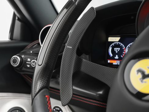 Used 2022 Ferrari F8 Tributo RWD image 66