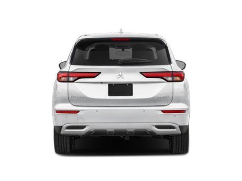New 2025 Mitsubishi Outlander SE image 5
