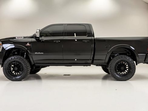 Used 2026 RAM 2500 Limited AWD/4WD image 6