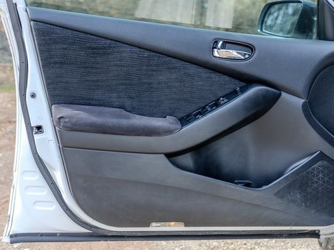 Used 2012 Nissan Altima 3.5 SR image 24