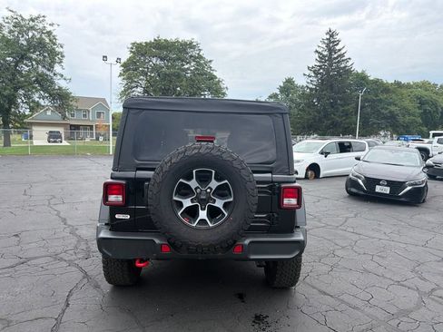 Used 2022 Jeep Wrangler Unlimited Rubicon w/ Cold Weather Group AWD/4WD image 7