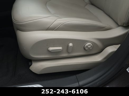 Used 2020 Buick Envision Essence FWD image 11