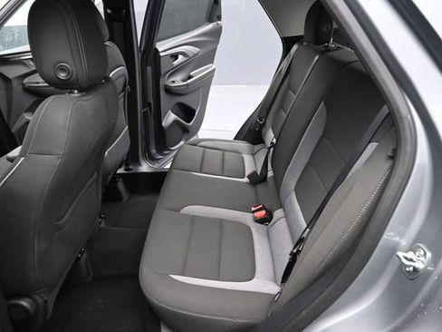 Used 2025 Chevrolet TrailBlazer LT image 11