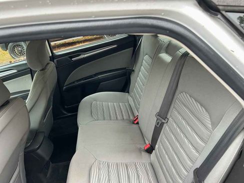 Used 2016 Ford Fusion S image 11