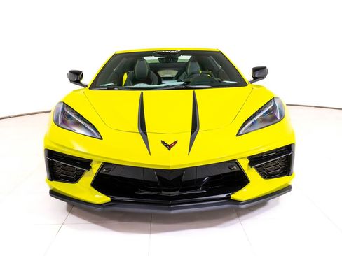Used 2021 Chevrolet Corvette Stingray Premium Conv w/ Z51 Performance Package RWD image 10