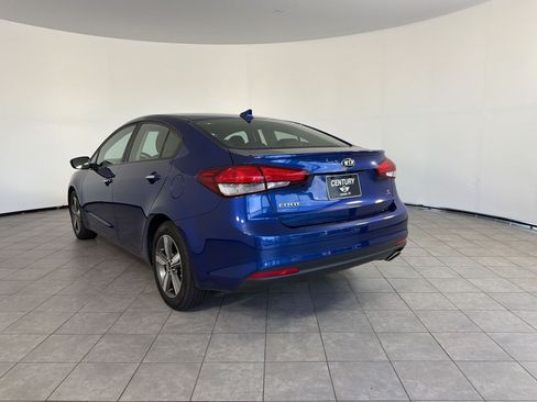 Used 2018 Kia Forte S w/ S Technology Plus Package FWD image 3