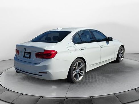 Used 2017 BMW 330e RWD image 5