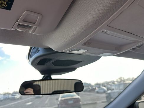 Used 2022 Ford Escape SE w/ Convenience Package image 36