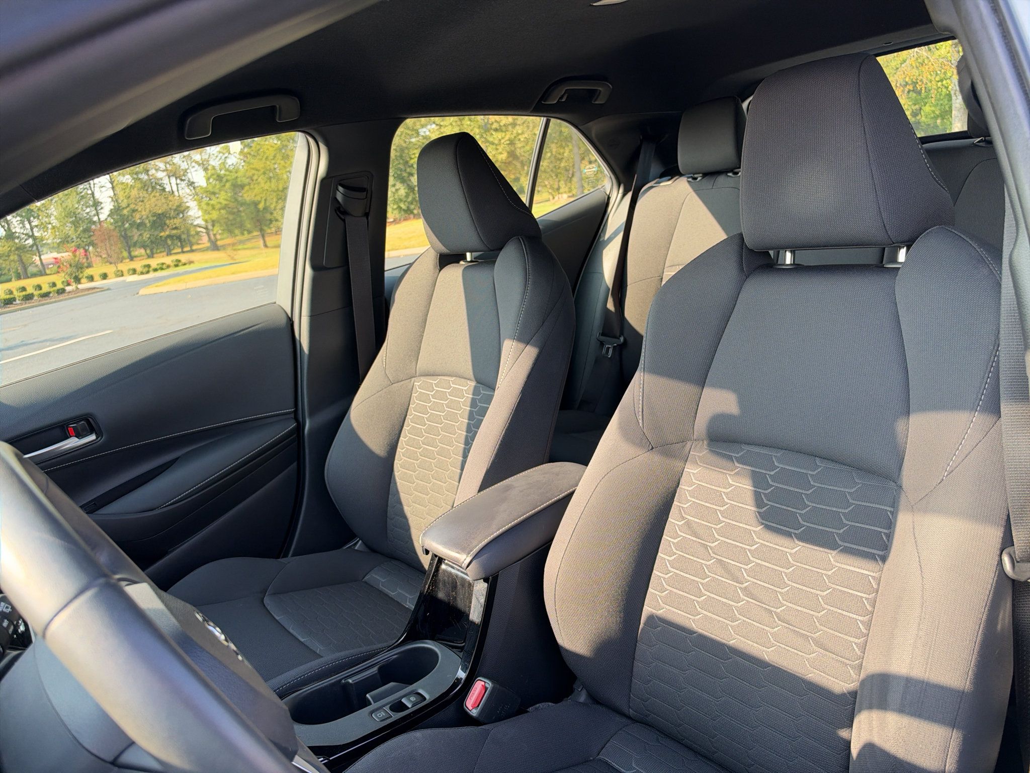 Used 2024 Toyota Corolla SE FWD image 13