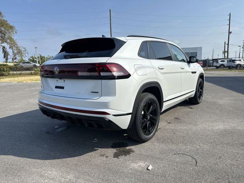New 2026 Volkswagen Atlas Cross Sport SEL R-Line AWD/4WD image 6