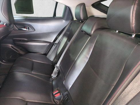 Used 2023 Toyota Prius Prime Premium FWD image 19