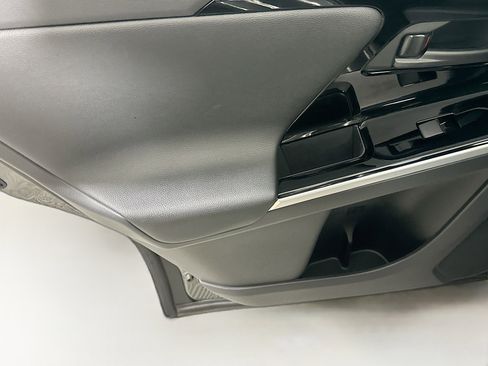 Used 2023 Toyota bZ4X XLE w/ Weather Package image 25