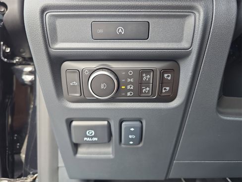 New 2025 Ford F150 Lariat w/ Equipment Group 502A High image 21