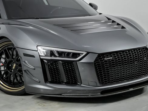 Used 2017 Audi R8 V10 plus image 3