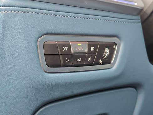 Used 2023 BMW XM AWD/4WD image 25