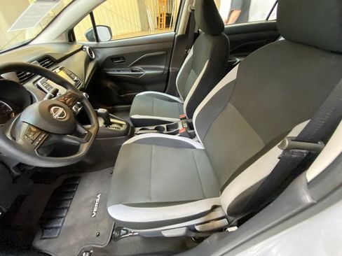 Used 2025 Nissan Versa S w/ Trunk Package FWD image 20