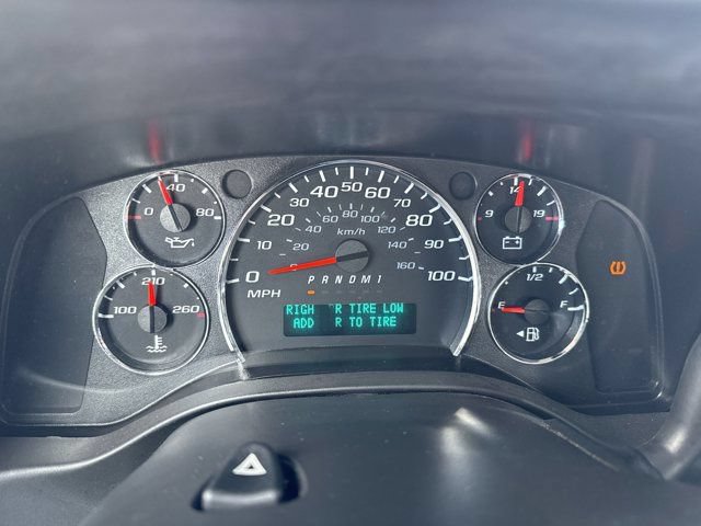 Used 2014 Chevrolet Express 2500 RWD image 21