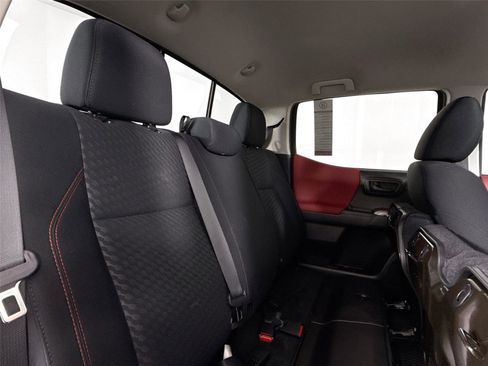 Certified 2023 Toyota Tacoma SR5 image 34