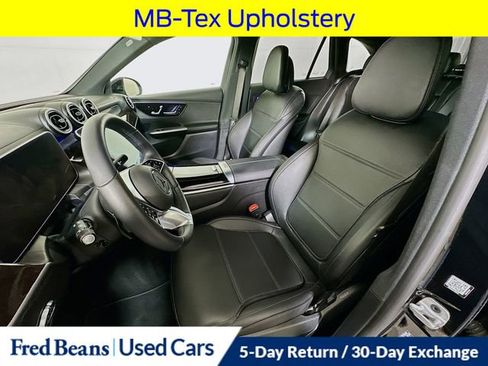 Used 2023 Mercedes-Benz GLC 300 GLC 300 image 24