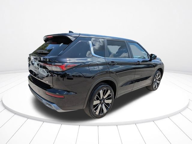 New 2026 Mitsubishi Outlander SE FWD image 4