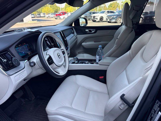 Used 2025 Volvo XC60 T8 Plus w/ Protection Package Premier AWD/4WD image 7