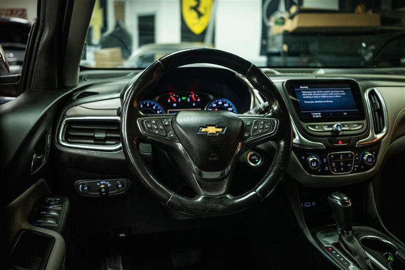 Used 2020 Chevrolet Equinox Premier FWD image 16