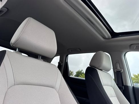 Certified 2025 Honda CR-V EX image 21