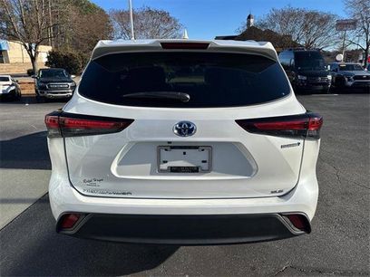 Certified 2024 Toyota Highlander XLE