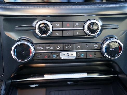 New 2025 Ford F150 Lariat w/ Equipment Group 502A High image 15