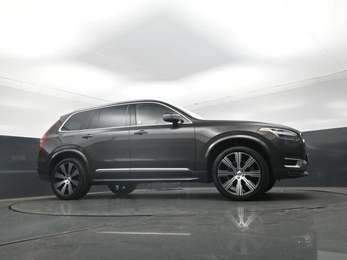 Used 2023 Volvo XC90 B6 Ultimate w/ Protection Package AWD/4WD image 28