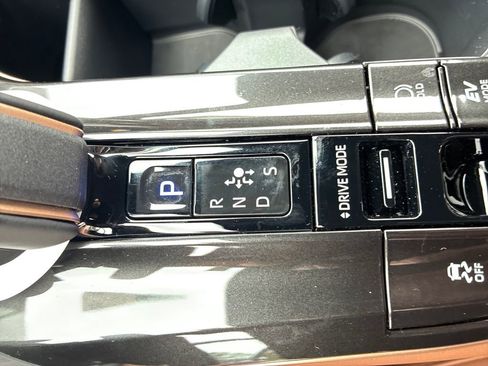 New 2026 Toyota Crown Signia image 37