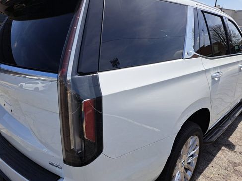 Used 2024 Cadillac Escalade Premium Luxury w/ Performance Package image 19