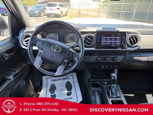 Used 2019 Toyota Tacoma TRD Sport RWD image 30