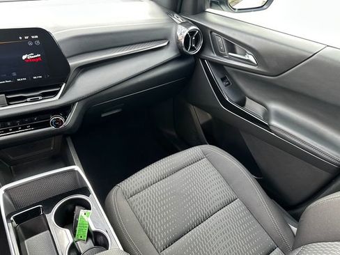 Used 2025 Chevrolet Equinox LT image 21