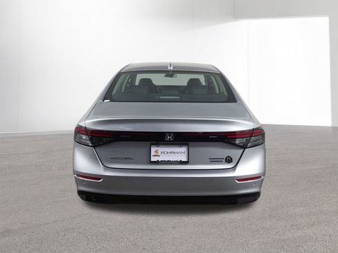 Used 2024 Honda Accord Touring image 14