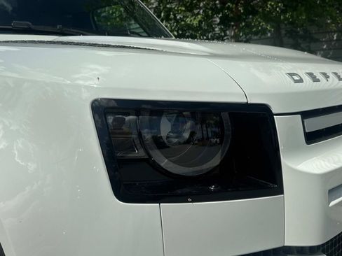 New 2025 Land Rover Defender 110 S image 8