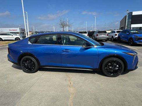 New 2025 Kia K4 GT-Line Turbo image 9