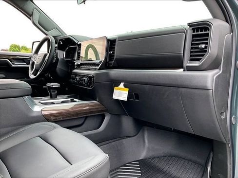 New 2026 Chevrolet Silverado 1500 LT Trail Boss w/ LT Trail Boss Premium Package AWD/4WD image 9