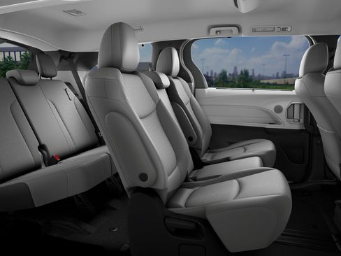 New 2026 Toyota Sienna LE FWD image 21